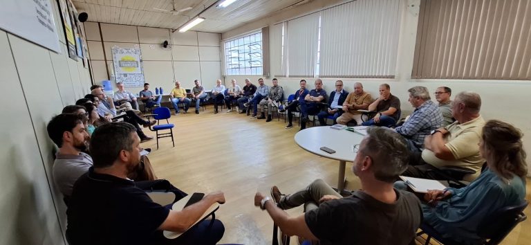 Conselho Municipal de Mobilidade de Caxias do Sul decide pela extinção dos táxis-lotação