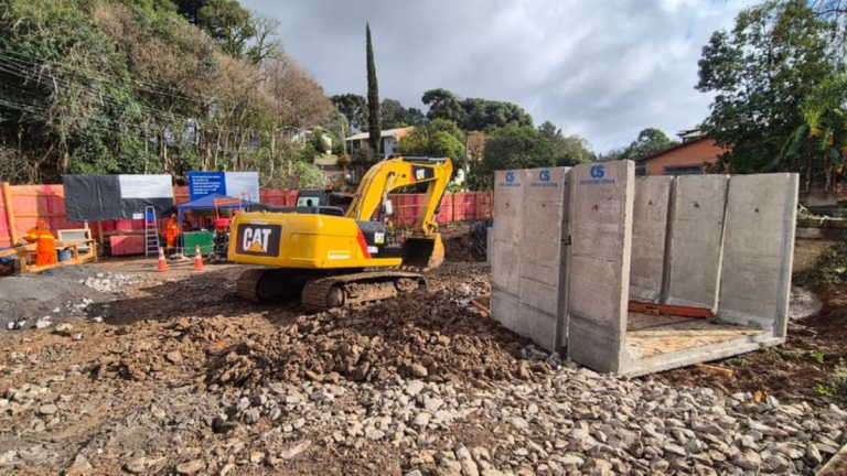 Obras provocam novos bloqueios e alterações no trânsito em Caxias do Sul