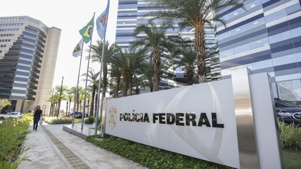 Crise no STF tem novas decisões, carta de apoio a Fachin e investigação sobre emendas